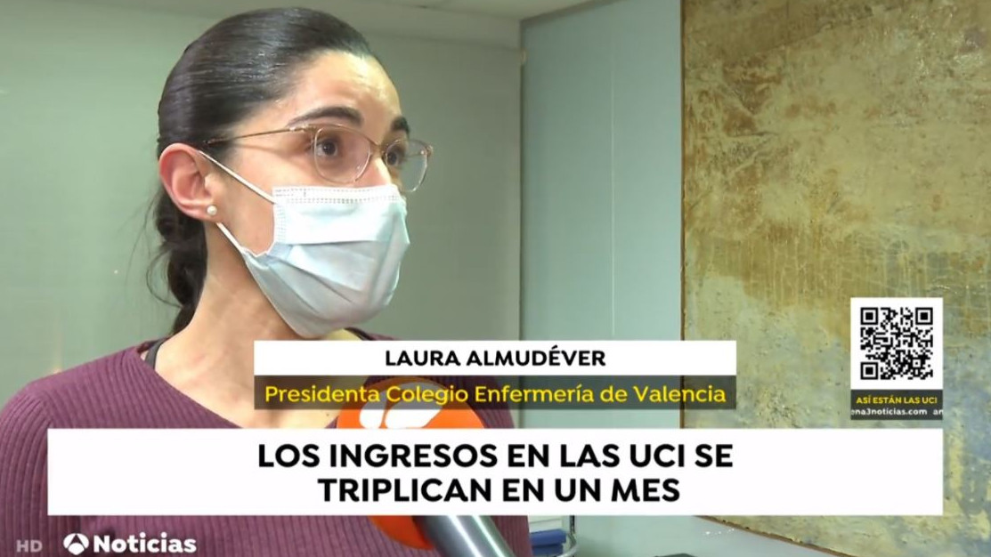 La presidenta del Colegio de Enfermería de Valencia (COEV)Laura Almudéver advierte en Antena 3 Noticias que se están habilitando espacios fuera de las UCI para albergar a pacientes críticos