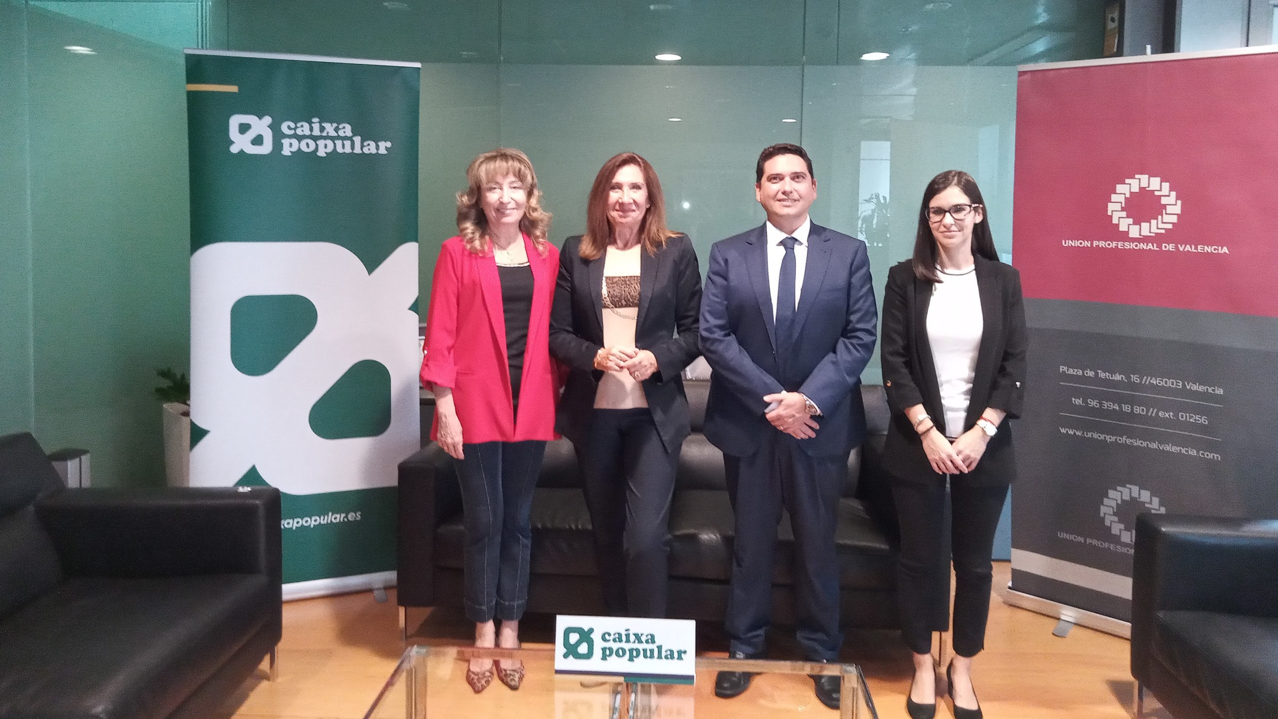 Unión Profesional de Valencia y Caixa Popular firman un convenio de colaboración